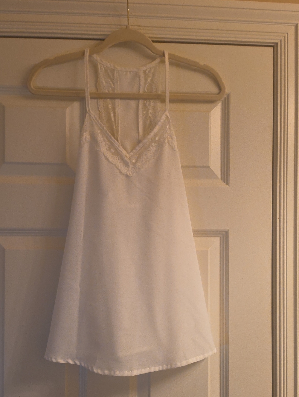 Delicate White Lace V-Neck Chemise